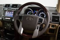 USED 2017 66 TOYOTA LAND CRUISER 2.8D Invincible SUV 5dr Diesel Auto 4WD Euro 6 (7 Seats) (177 ps) 