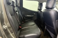 USED 2017 17 MITSUBISHI L200 2.4 DI-D DC Warrior Pickup Double Cab 4dr Diesel Auto 4WD Euro 6 (178 ps) 