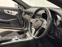 USED 2014 14 MERCEDES-BENZ SLK 2.1 SLK250 CDI Convertible 2dr Diesel G-Tronic+ Euro 5 (s/s) (204 ps) Super Low Mileage 35724 Miles ,  Diamond Silver , Panoramic Vario Roof