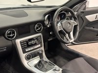 USED 2014 14 MERCEDES-BENZ SLK 2.1 SLK250 CDI Convertible 2dr Diesel G-Tronic+ Euro 5 (s/s) (204 ps) Super Low Mileage 35724 Miles ,  Diamond Silver , Panoramic Vario Roof