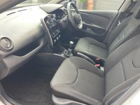 USED 2018 18 RENAULT CLIO 1.2 16V Play Hatchback 5dr Petrol Manual Euro 6 (75 ps) Ideal first car drives faultless