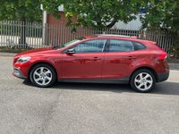 USED 2015 15 VOLVO V40 CROSS COUNTRY 1.6 D2 Lux Nav Hatchback 5dr Diesel Manual Euro 5 (s/s) (115 ps) 