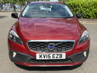 USED 2015 15 VOLVO V40 CROSS COUNTRY 1.6 D2 Lux Nav Hatchback 5dr Diesel Manual Euro 5 (s/s) (115 ps) 