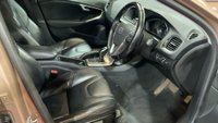 USED 2014 VOLVO V40 CROSS COUNTRY 1.6 D2 Lux Hatchback 5dr Diesel Powershift Euro 5 (s/s) (115 ps) 