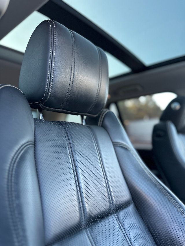 View our LAND ROVER RANGE ROVER