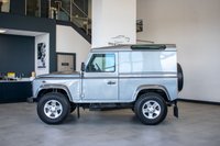 USED 2011 61 LAND ROVER DEFENDER 2.4 TDCi Hard Top SUV 3dr Diesel Manual 4WD SWB Euro 4 (122 bhp) Genuine Low Mileage