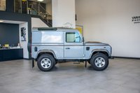 USED 2011 61 LAND ROVER DEFENDER 2.4 TDCi Hard Top SUV 3dr Diesel Manual 4WD SWB Euro 4 (122 bhp) Genuine Low Mileage