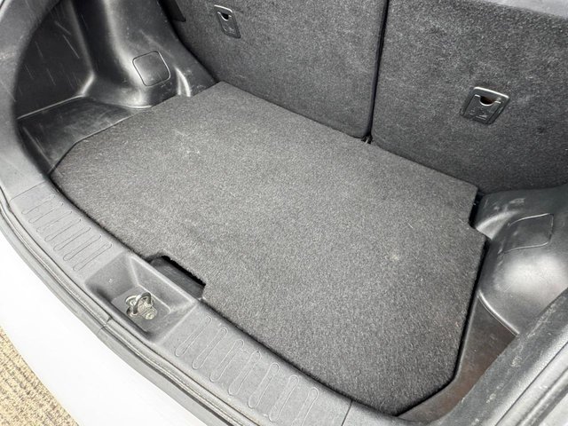 2014 Nissan Juke 1.5L N-Tec 5dr - Photo 8