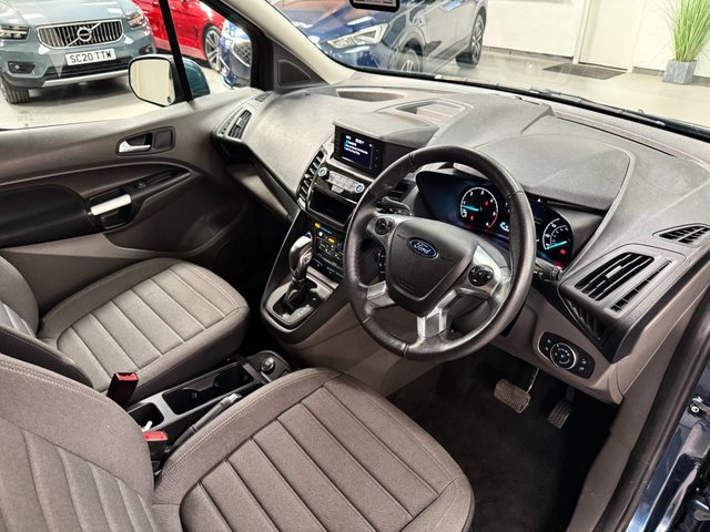 View our FORD TOURNEO CONNECT