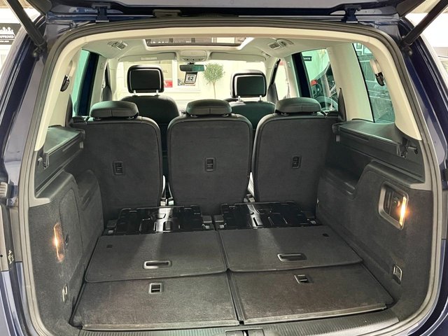 View our SEAT ALHAMBRA