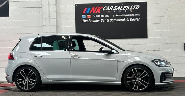 2017 Volkswagen Golf 2L Gtd 5dr - Photo 2