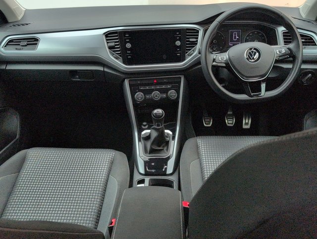 USED 2021 71 Volkswagen T-Roc 1.5 TSI Evo Active Suv 5dr Petrol Manual Euro 6 (s/S) (150 Ps) Rear Tinted Glass+parking Sensors