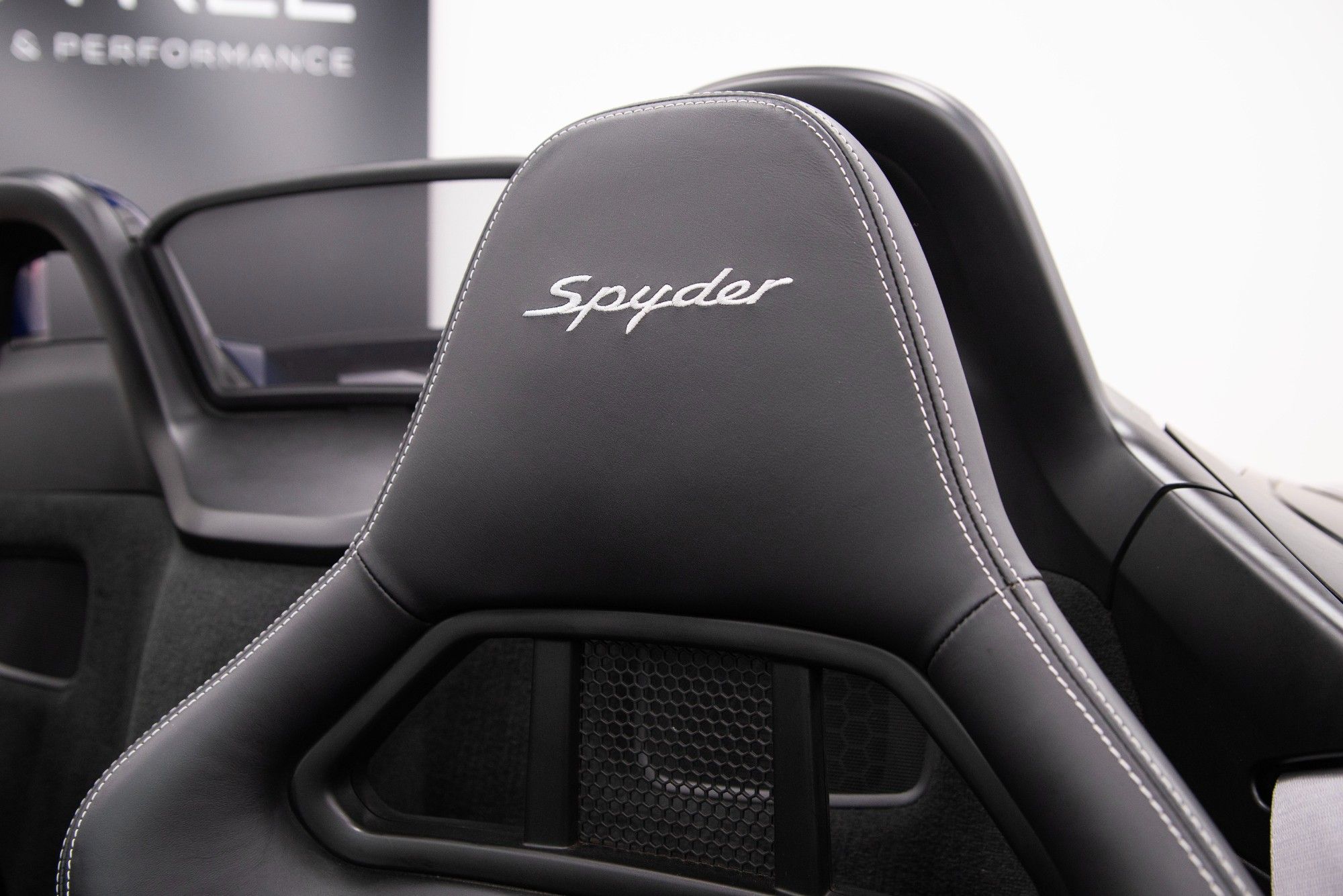 USED 2019 69 PORSCHE 718 Spyder 4.0 Spyder 