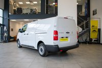 USED 2022 22 VAUXHALL VIVARO 1.5 Turbo D 2900 Dynamic Panel Van 6dr Diesel Manual L2 H1 Euro 6 (s/s) (100 ps) CarPlay, Rear Sensors, Air Con