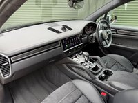USED 2023 72 PORSCHE CAYENNE 4.0T V8 GTS SUV 5dr Petrol TiptronicS 4WD Euro 6 (s/s) (460 ps) 