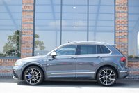 USED 2021 21 VOLKSWAGEN TIGUAN 2.0 TSI R SUV 5dr Petrol DSG 4Motion Euro 6 (s/s) (320 ps) PANORMAIC ROOF / 2 OWNER / FSH