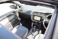 USED 2021 21 VOLKSWAGEN TIGUAN 2.0 TSI R SUV 5dr Petrol DSG 4Motion Euro 6 (s/s) (320 ps) PANORMAIC ROOF / 2 OWNER / FSH