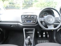 USED 2014 14 VOLKSWAGEN UP! 1.0 Take up! Hatchback 3dr Petrol Manual Euro 5 (60 ps) www.suffolkcarcentre.co.uk - Located at Ilketshall