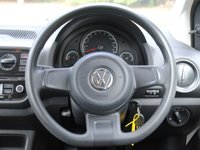 USED 2014 14 VOLKSWAGEN UP! 1.0 Take up! Hatchback 3dr Petrol Manual Euro 5 (60 ps) www.suffolkcarcentre.co.uk - Located at Ilketshall