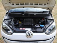 USED 2014 14 VOLKSWAGEN UP! 1.0 Take up! Hatchback 3dr Petrol Manual Euro 5 (60 ps) www.suffolkcarcentre.co.uk - Located at Ilketshall