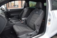 USED 2018 18 VOLKSWAGEN GOLF 2.0 TSI R Hatchback 3dr Petrol DSG 4Motion Euro 6 (s/s) (310 ps) FULL VW HISTORY / WHITE SILVER