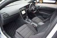 USED 2018 18 VOLKSWAGEN GOLF 2.0 TSI R Hatchback 3dr Petrol DSG 4Motion Euro 6 (s/s) (310 ps) FULL VW HISTORY / WHITE SILVER