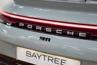 USED 2024 24 PORSCHE 911 3.0T 992 Carrera 
