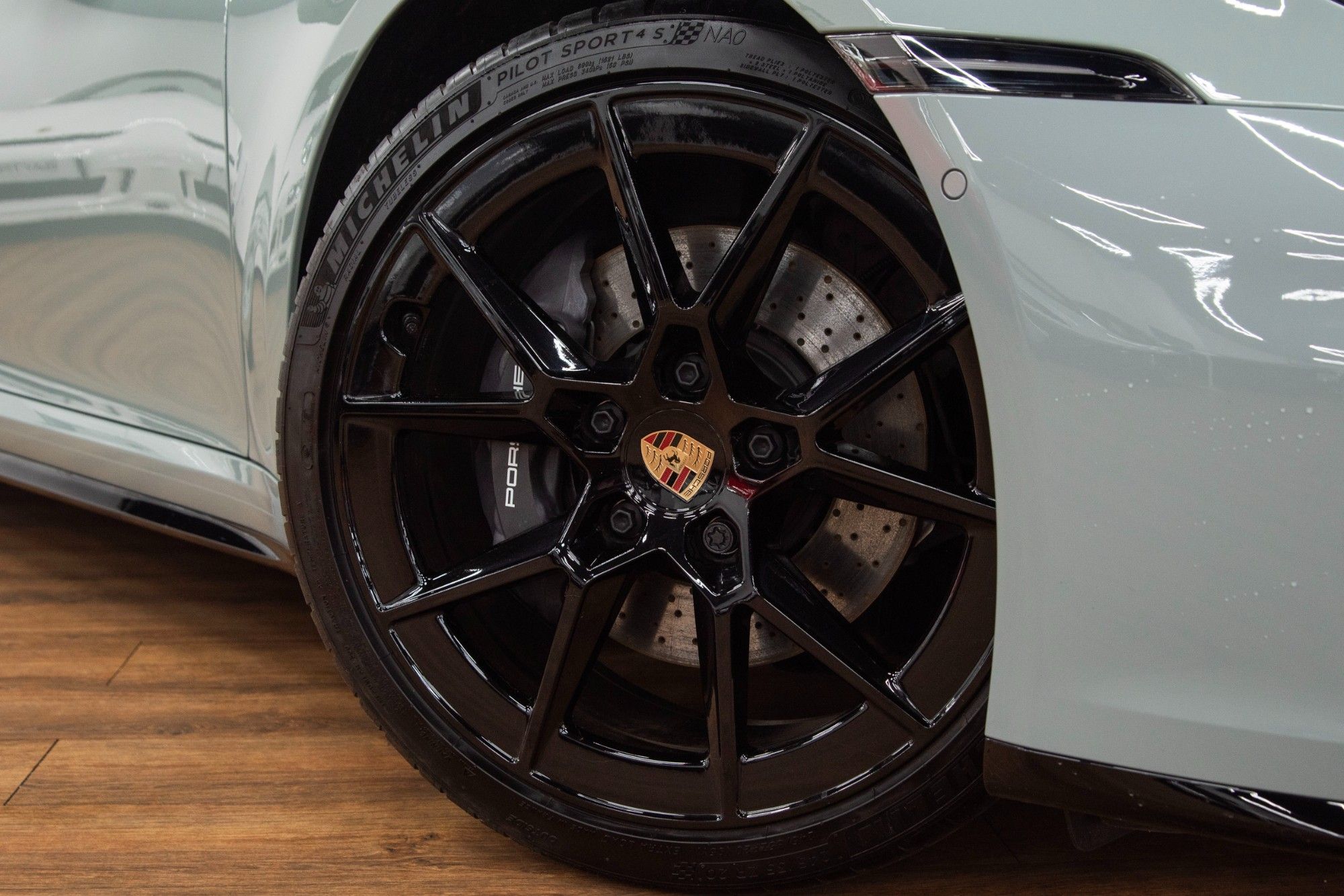 USED 2024 24 PORSCHE 911 3.0T 992 Carrera 