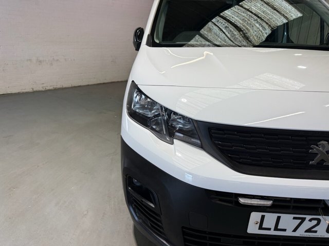 2022 PEUGEOT PARTNER - Photo 9