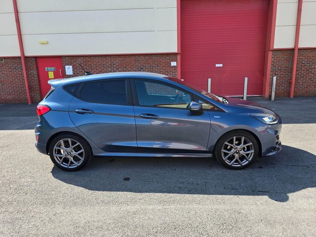 2023 FORD FIESTA - Photo 2