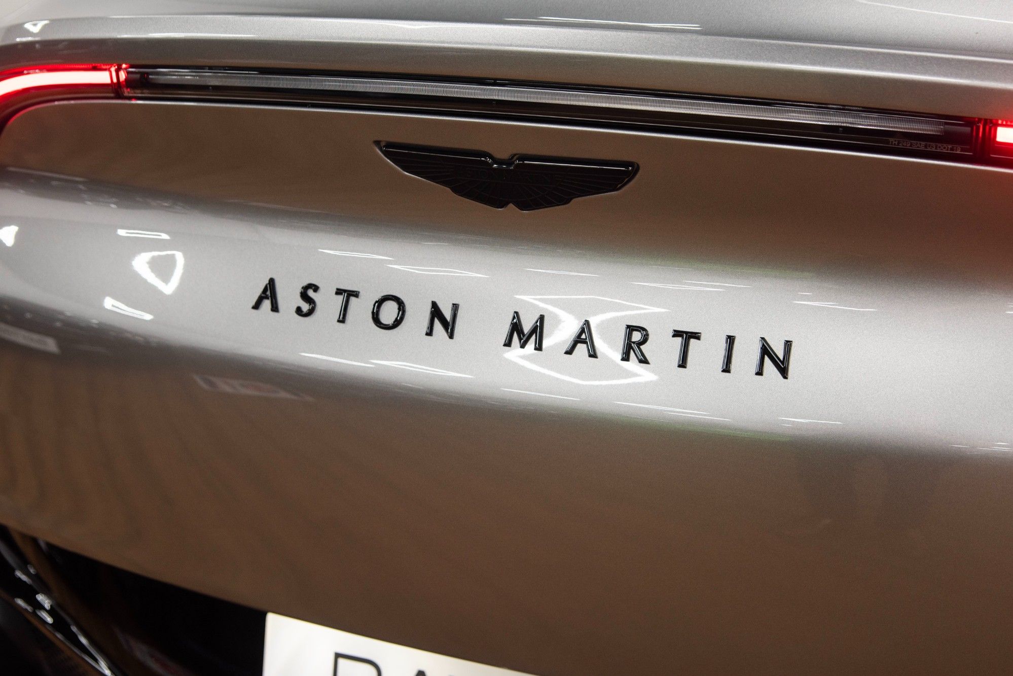 USED 2024 24 ASTON MARTIN DBX 4.0 V8 707 SUV 