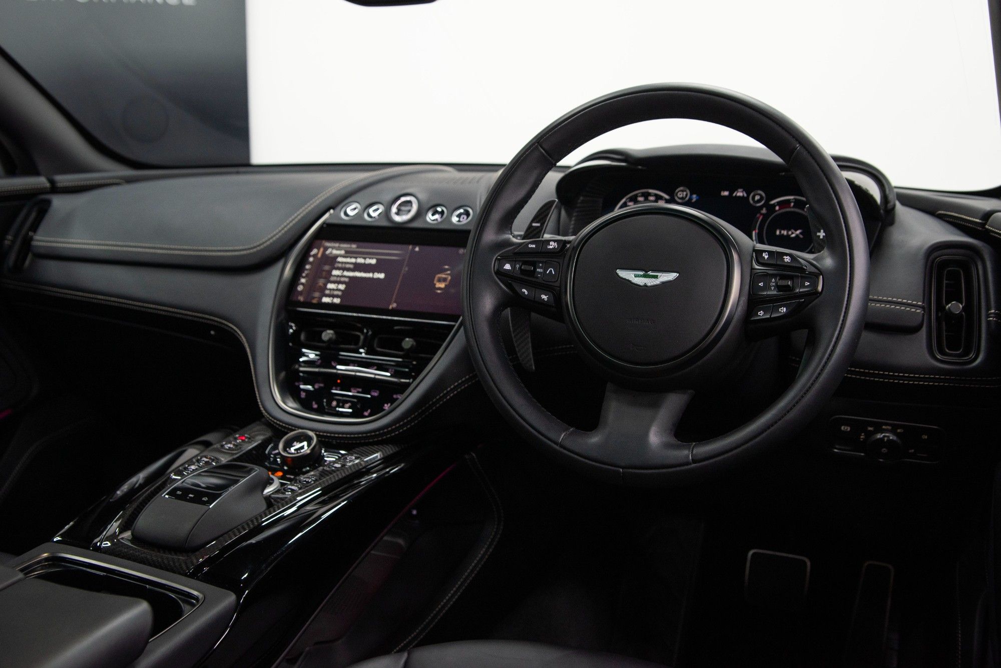 USED 2024 24 ASTON MARTIN DBX 4.0 V8 707 SUV 