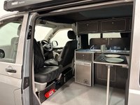USED 2017 17 VOLKSWAGEN TRANSPORTER 2.0 TDI T28 BlueMotion Tech Trendline Camper Van 5dr Diesel Manual FWD SWB Euro 6 (s/s) (102 ps) Side Awning ,Pop up roof,4 Leather Belted Seats, Air Conditioning