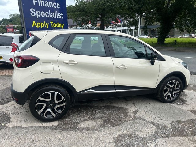 2017 RENAULT CAPTUR 2017/67 0.9 TCe ENERGY Dynamique Nav SUV 5dr Petrol Manual Euro 6 (s/s) (90 ps), 2 Owners from new, Only 61000 Miles - Photo 6