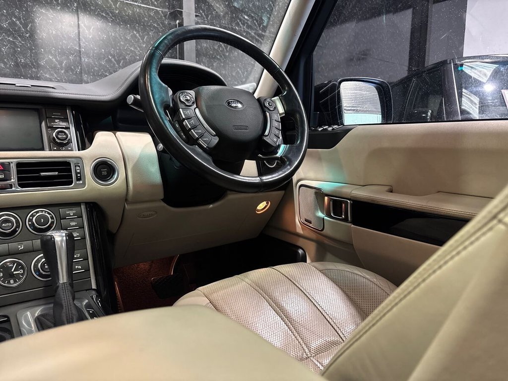 USED 2010 10 LAND ROVER RANGE ROVER 3.6 TD V8 Vogue SE SUV 5dr Diesel Auto 4WD Euro 4 (271 ps) LAST OWNER 9 YEARS|REAR SCREEN