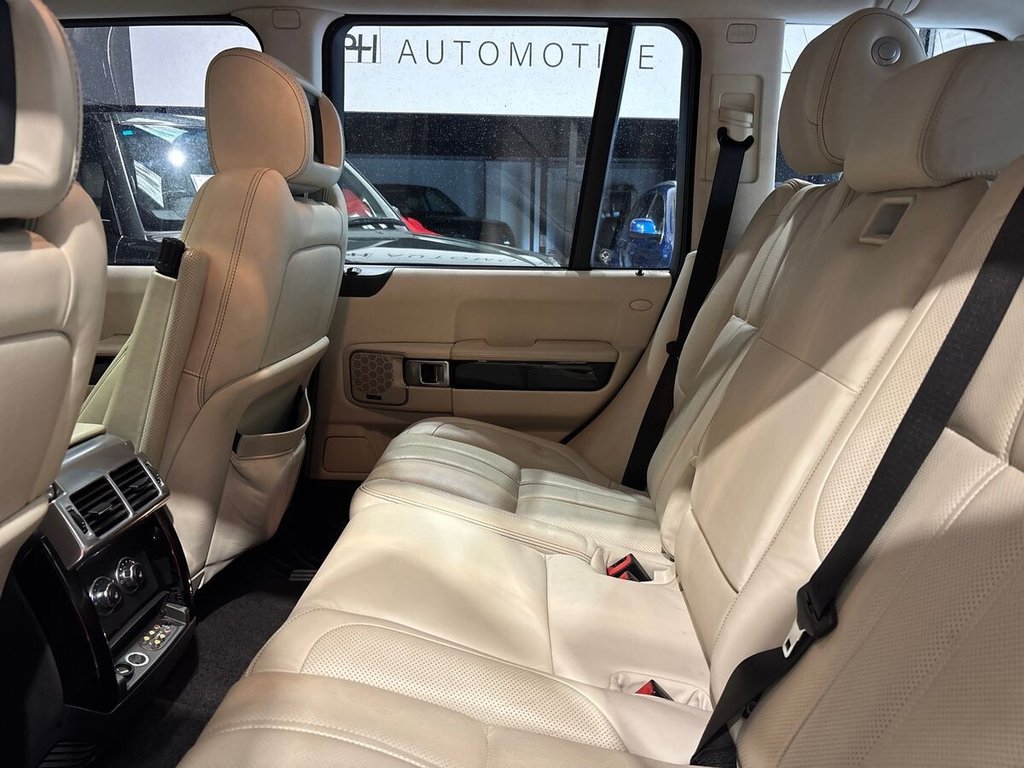 USED 2010 10 LAND ROVER RANGE ROVER 3.6 TD V8 Vogue SE SUV 5dr Diesel Auto 4WD Euro 4 (271 ps) LAST OWNER 9 YEARS|REAR SCREEN
