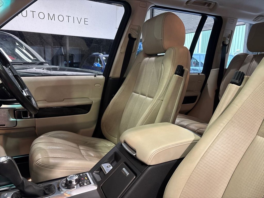 USED 2010 10 LAND ROVER RANGE ROVER 3.6 TD V8 Vogue SE SUV 5dr Diesel Auto 4WD Euro 4 (271 ps) LAST OWNER 9 YEARS|REAR SCREEN