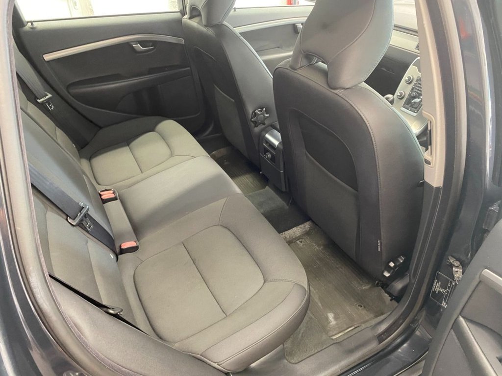 USED 2013 63 VOLVO V70 2.0 D4 Business Edition Estate 5dr Diesel Manual Euro 5 (s/s) (163 ps) HEATED SEATES, NAVIGATION, DAB