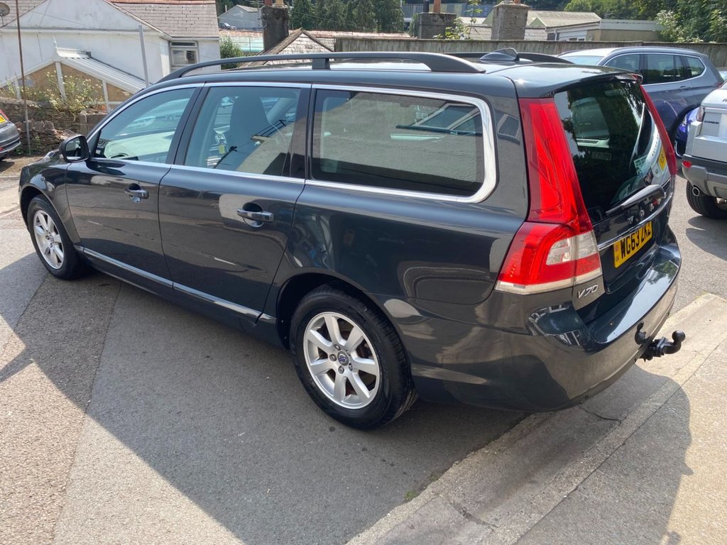 USED 2013 63 VOLVO V70 2.0 D4 Business Edition Estate 5dr Diesel Manual Euro 5 (s/s) (163 ps) HEATED SEATES, NAVIGATION, DAB