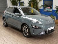 USED 2022 HYUNDAI KONA 64kWh Premium SUV 5dr Electric Auto (10.5kW Charger) (204 ps) SAT NAV HEATED SEATS CRUISE CONTROL REAR VIEW CAMERA 1 OWNER FROM NEW  EXCELLENT SERVICE HISTORY HYUNDAI WARRANTY