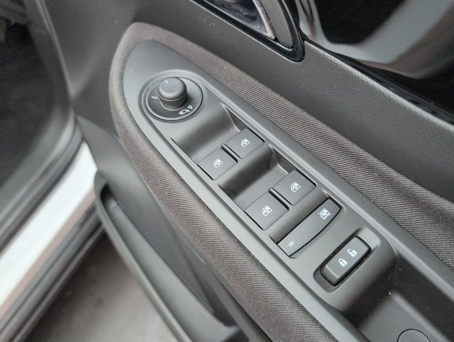 USED 2017 17 Vauxhall Mokka X 1.4i Turbo Design Nav Suv 5dr Petrol Manual Euro 6 (s/S) (140 Ps) 19in Alloy Wheels + Cruise Control