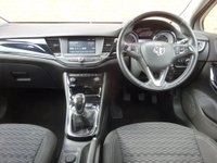 USED 2018 68 VAUXHALL ASTRA 1.4i Turbo SRi Euro 6 5dr 17" ALLOYS, CRUISE, DAB