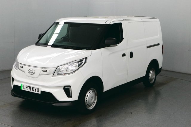 View our Maxus Edeliver 3 52 kWh Automatic 122 BHP L1 SWB Fully Electric Zero-emission