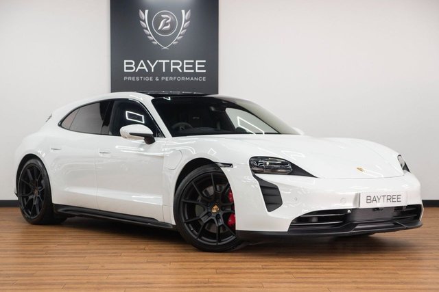 2024 V Porsche Taycan Performance Plus 93.4kWh GTS Sport Turismo 