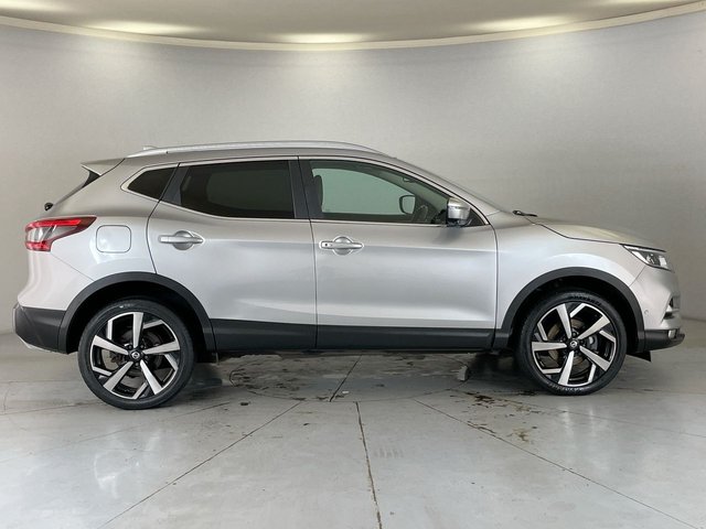 USED 2017 67 Nissan Qashqai 1.6 Dig-T Tekna Suv 5dr Petrol Manual Euro 6 (s/S) (163 Ps) - Alloy, Cruise, Bluetooth