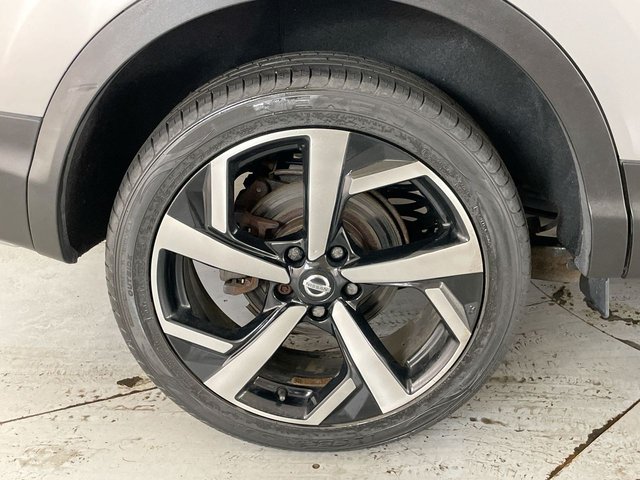 USED 2017 67 Nissan Qashqai 1.6 Dig-T Tekna Suv 5dr Petrol Manual Euro 6 (s/S) (163 Ps) - Alloy, Cruise, Bluetooth