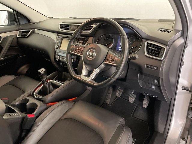 USED 2017 67 Nissan Qashqai 1.6 Dig-T Tekna Suv 5dr Petrol Manual Euro 6 (s/S) (163 Ps) - Alloy, Cruise, Bluetooth