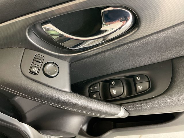 USED 2017 67 Nissan Qashqai 1.6 Dig-T Tekna Suv 5dr Petrol Manual Euro 6 (s/S) (163 Ps) - Alloy, Cruise, Bluetooth