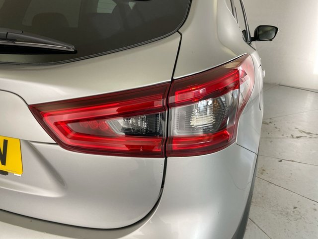 USED 2017 67 Nissan Qashqai 1.6 Dig-T Tekna Suv 5dr Petrol Manual Euro 6 (s/S) (163 Ps) - Alloy, Cruise, Bluetooth