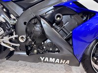 USED 2007 07 YAMAHA R1 AKRAPOVIC UNDERSEAT EXHAUSTS COMES WITH NEW MOT AND WARRANTY